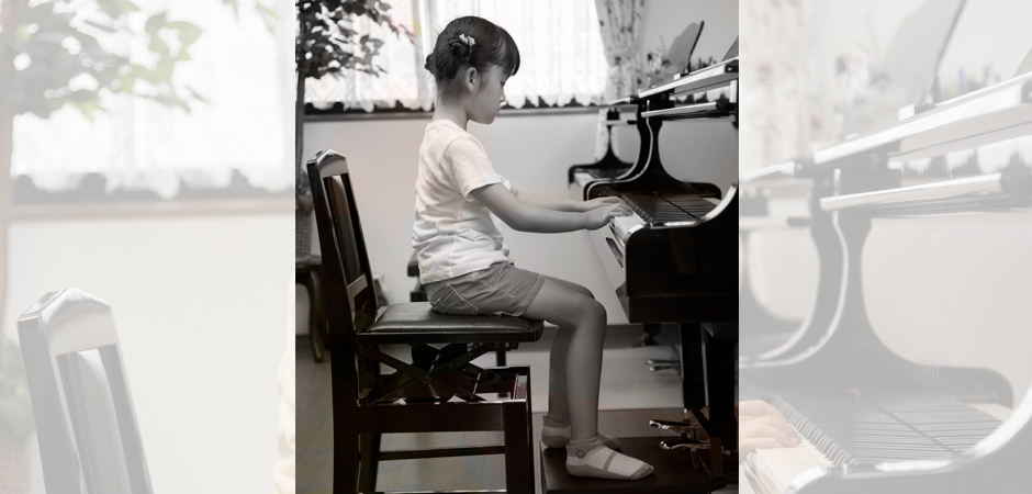 ピアノが上手くなる椅子の選び方｜ピアノのいろんなハナシ|ピアノ音楽教室｜プレイ・ザ・ミュージック｜群馬県｜太田市