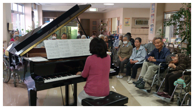 2013.5.15ボランティアコンサート 特別養護老人ホーム「ゆたか」にて画像1