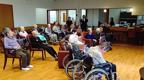 ボランティアコンサート出演しました