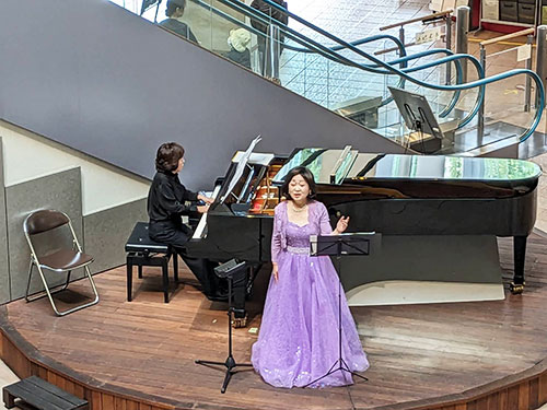 太田市役所ロビーコンサート 荻原誠子さん